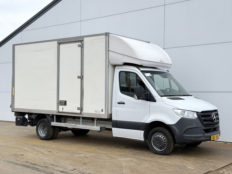 Mercedes-Benz Sprinter 515 1.9 CDI Automaat Laadklep Dubbellucht Zijdeur Climate Control Cruise Control Koffer Bakwagen Meubelbak - Furgoneta: foto 4 Mercedes-Benz Sprinter 515 1.9 CDI Automaat Laadklep Dubbellucht Zijdeur Climate Control Cruise Control Koffer Bakwagen Meubelbak - Furgoneta: foto 4