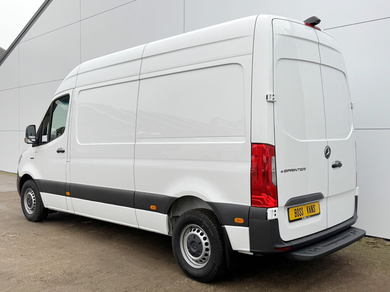 Mercedes-Benz eSprinter 312 L2H2 55kWh Batterij 168km Actieradius Binnen 30 minuten VOL Airco - Furgón, Furgoneta eléctrica: foto 2 Mercedes-Benz eSprinter 312 L2H2 55kWh Batterij 168km Actieradius Binnen 30 minuten VOL Airco - Furgón, Furgoneta eléctrica: foto 2
