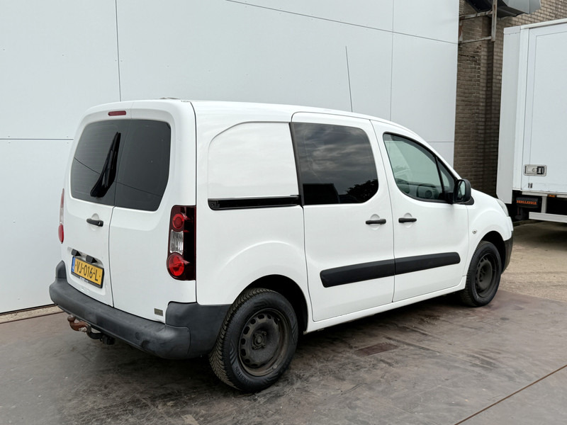 Peugeot Partner 90pk MARGE Trekhaak Airco Extra Set Banden APK Juni-2026 - Furgoneta pequeña: foto 3 Peugeot Partner 90pk MARGE Trekhaak Airco Extra Set Banden APK Juni-2026 - Furgoneta pequeña: foto 3