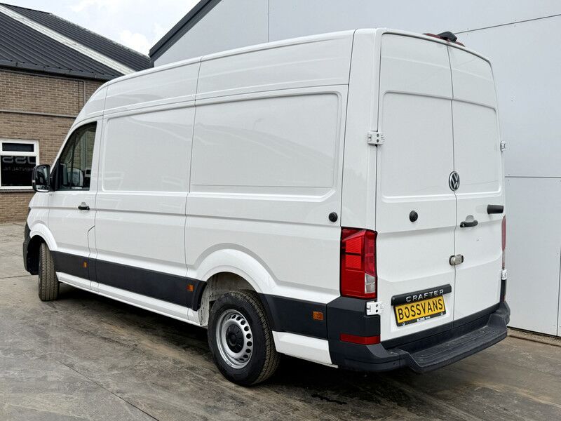 Volkswagen Crafter 2.0 TDI 140PK Nieuw Model! L3H3 Virtual Cockpit Climate Control Camera Parkeersensoren voor achter - Furgoneta pequeña: foto 2 Volkswagen Crafter 2.0 TDI 140PK Nieuw Model! L3H3 Virtual Cockpit Climate Control Camera Parkeersensoren voor achter - Furgoneta pequeña: foto 2