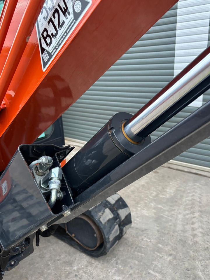 Leasing financiero de  Hitachi ZX55U-6 CLR leasing Hitachi ZX55U-6 CLR: foto 11