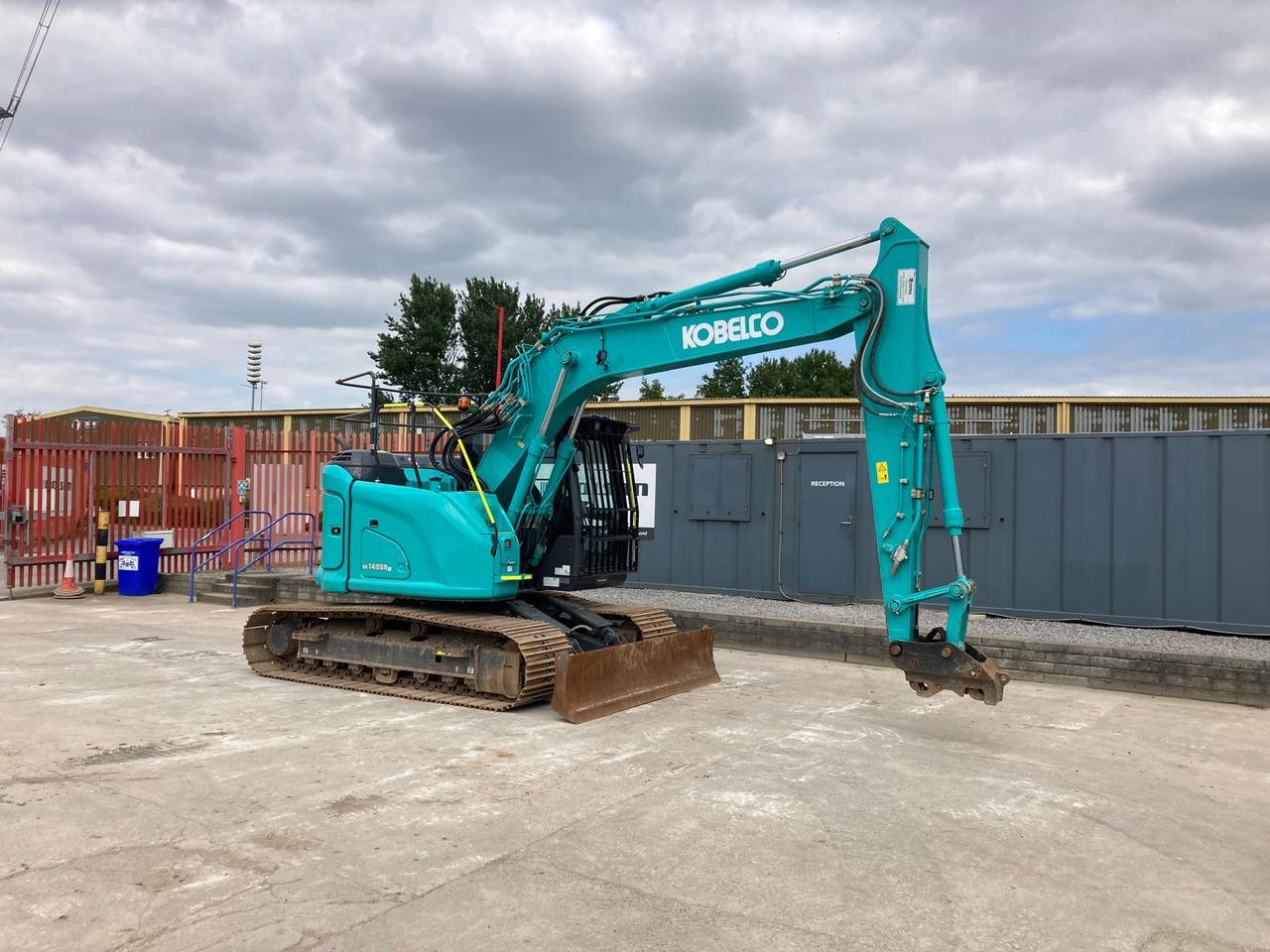 Excavadora de cadenas Kobelco SK140SRLC-7: foto 7