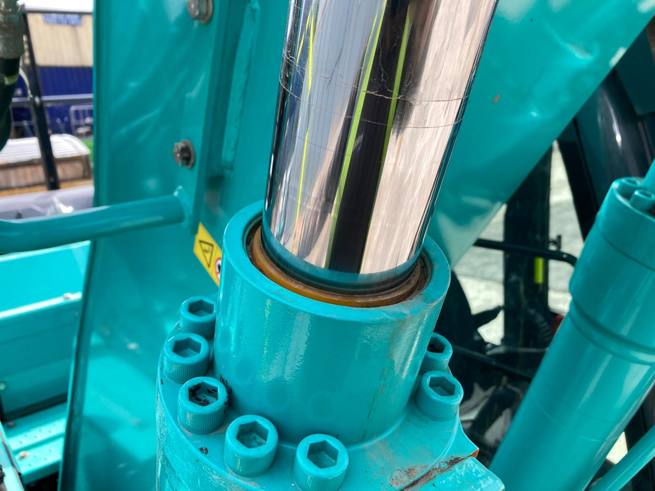Excavadora de cadenas Kobelco SK140SRLC-7: foto 18