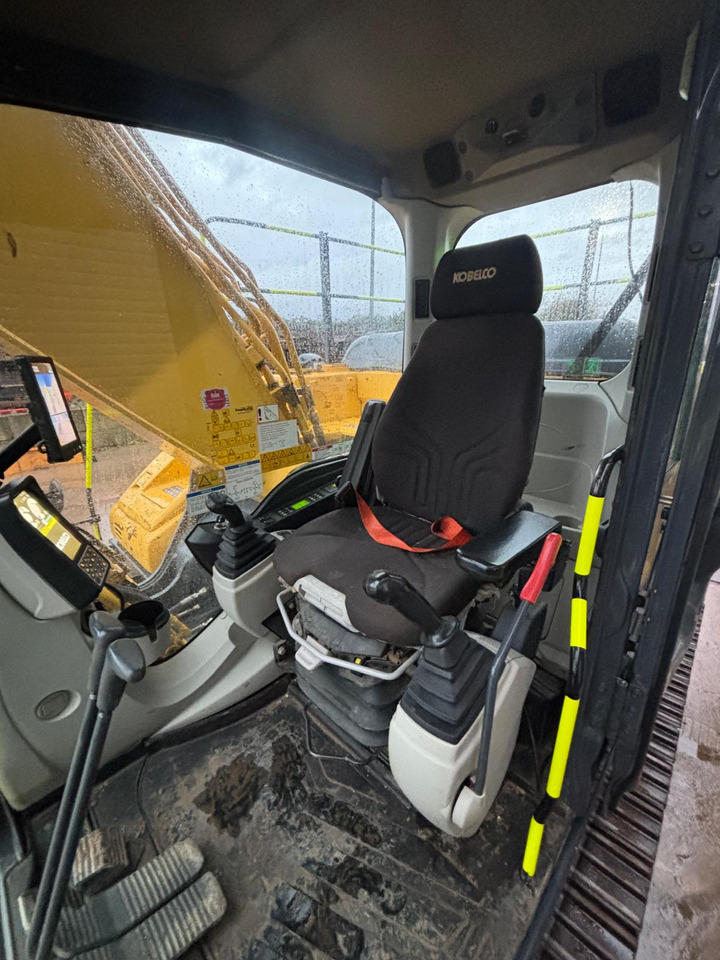 Excavadora de cadenas Kobelco SK210LC-10E: foto 19 Excavadora de cadenas Kobelco SK210LC-10E: foto 19