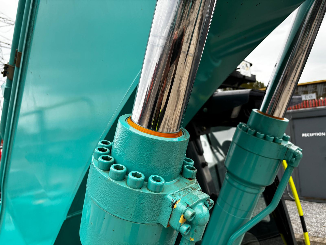 Excavadora de cadenas Kobelco SK210LC-11: foto 13 Excavadora de cadenas Kobelco SK210LC-11: foto 13