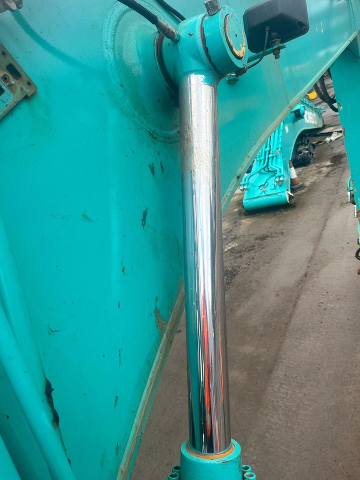 Excavadora de cadenas Kobelco SK230SRLC-5E: foto 10