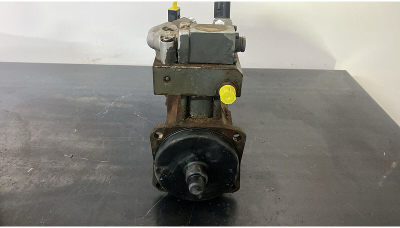 Liebherr High pressure - Bomba de combustible: foto 1 Liebherr High pressure - Bomba de combustible: foto 1