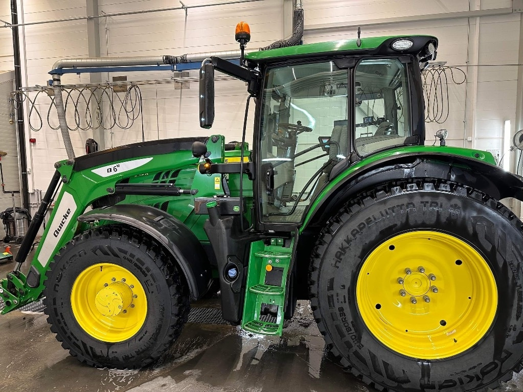 John Deere 6155 R - Tractor: foto 3 John Deere 6155 R - Tractor: foto 3