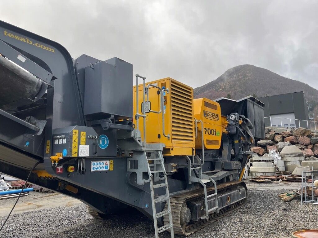 Tesab JAW CRUSHER 700 ie HYBRID ELEKTRISK - Trituradora móvil: foto 5 Tesab JAW CRUSHER 700 ie HYBRID ELEKTRISK - Trituradora móvil: foto 5