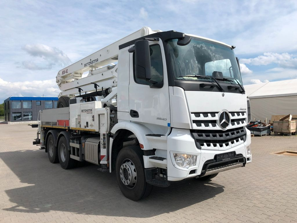 Mercedes-Benz AROCS 2840 BETONPUMPE BETONSTAR H30.14S-4Z - Bomba de hormigón: foto 1 Mercedes-Benz AROCS 2840 BETONPUMPE BETONSTAR H30.14S-4Z - Bomba de hormigón: foto 1