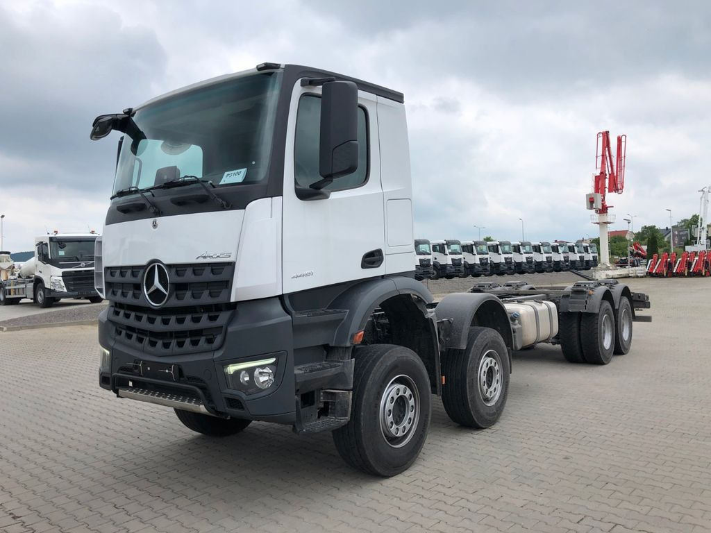 Mercedes-Benz AROCS 4451 - Chasis camión: foto 2 Mercedes-Benz AROCS 4451 - Chasis camión: foto 2