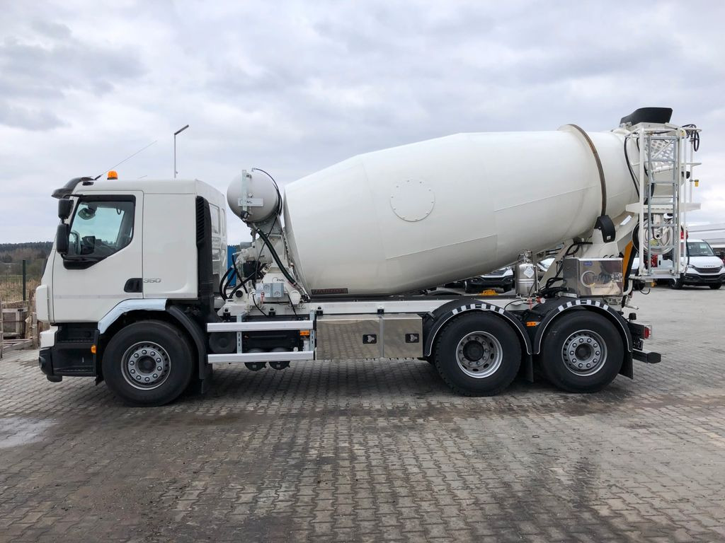 Volvo FE 350 FML 7 M3 RINNE 10 M - Camión hormigonera: foto 4 Volvo FE 350 FML 7 M3 RINNE 10 M - Camión hormigonera: foto 4