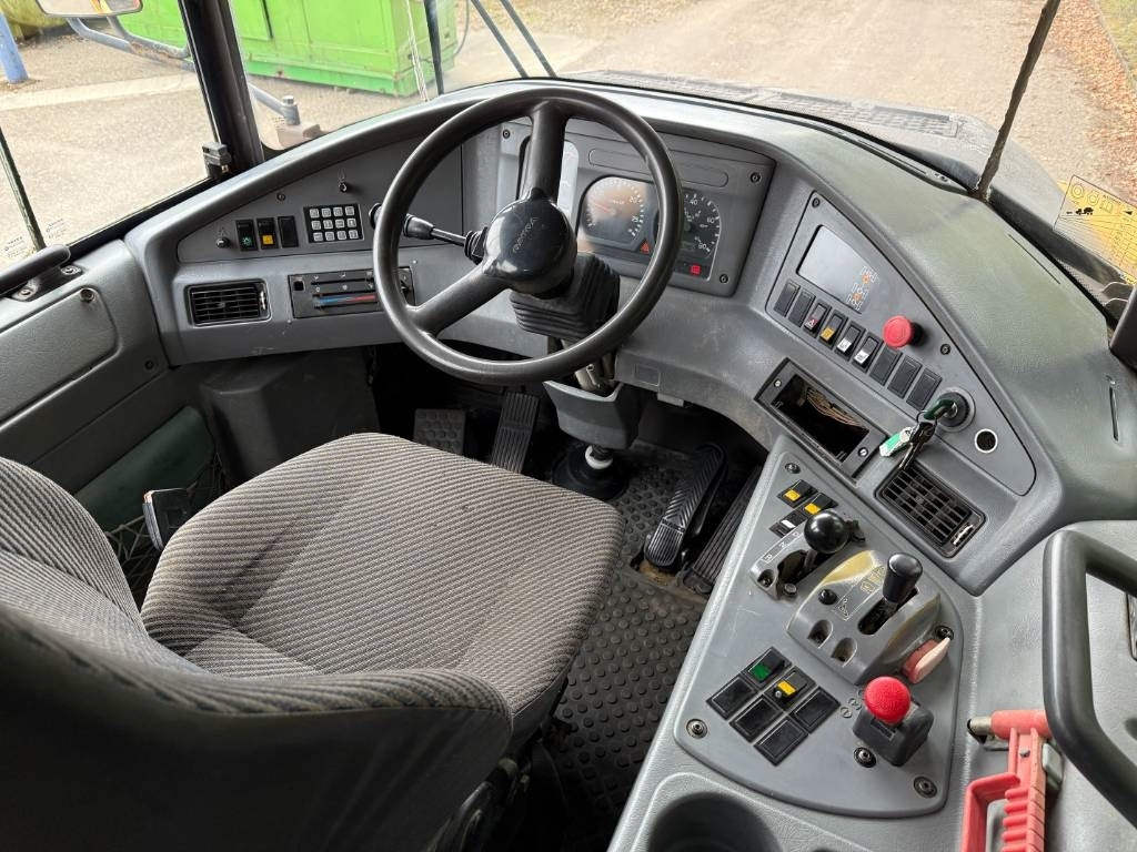 Dúmper articulado Volvo A 25 D: foto 10