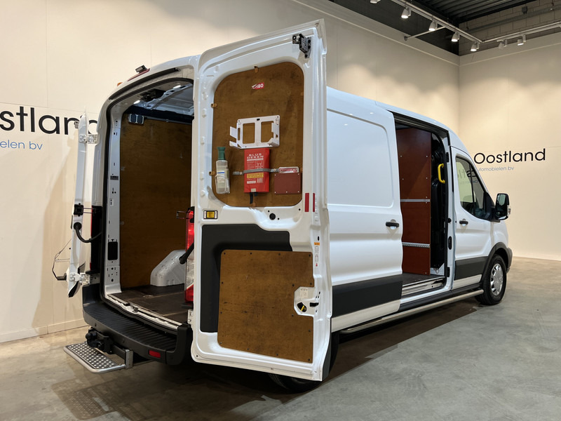 Ford Transit 350 2.0 TDCI L3H2 Trend 130 PK / Euro 6 / 220V / Airco / Cruise Control / Trekhaak / Camera - Furgón: foto 2 Ford Transit 350 2.0 TDCI L3H2 Trend 130 PK / Euro 6 / 220V / Airco / Cruise Control / Trekhaak / Camera - Furgón: foto 2