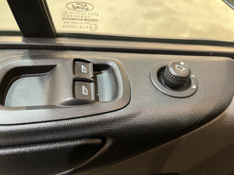 Furgoneta pequeña Ford Transit Custom 300 2.0 TDCI L2H1 Trend 130 PK Servicebus / Sortimo Inrichting / Euro 6 / Airco / Cruise Control / Klep / PDC / 3-Zits: foto 13