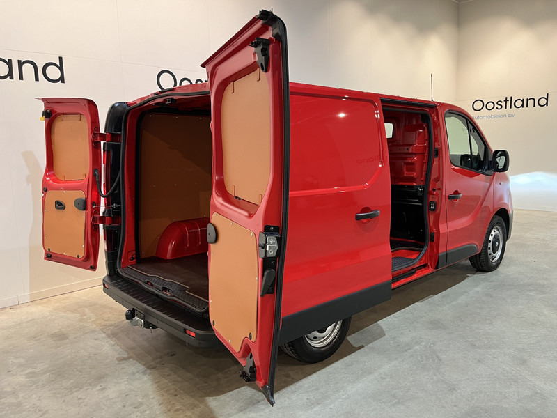 Renault Trafic 2.0 dCi 170 PK L1H1 / Euro 6 / Airco / Cruise Control / PDC / CarPlay / Navigatie / Trekhaak / LED / 3-Zits - Furgoneta pequeña: foto 2 Renault Trafic 2.0 dCi 170 PK L1H1 / Euro 6 / Airco / Cruise Control / PDC / CarPlay / Navigatie / Trekhaak / LED / 3-Zits - Furgoneta pequeña: foto 2