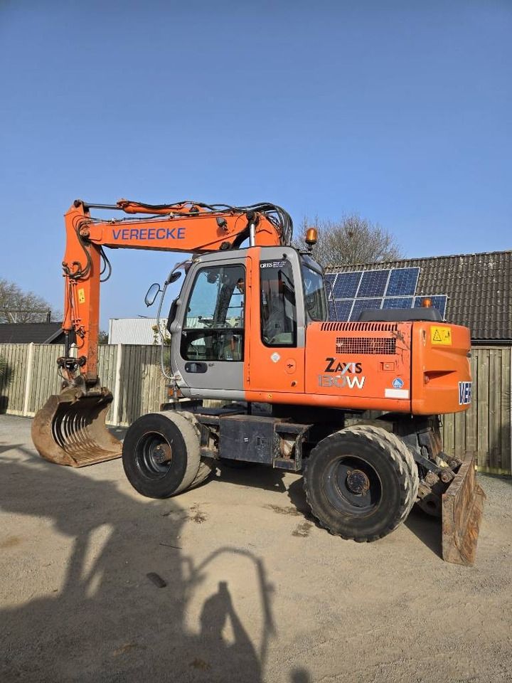 Hitachi ZX 130 W - Excavadora de ruedas: foto 2 Hitachi ZX 130 W - Excavadora de ruedas: foto 2