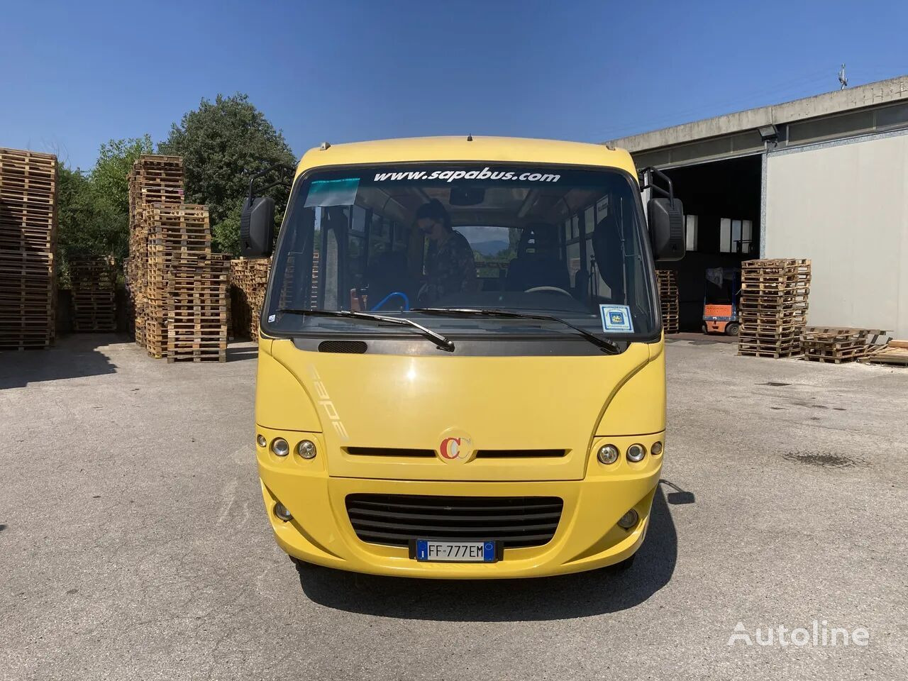 Autobús IVECO Daily: foto 1