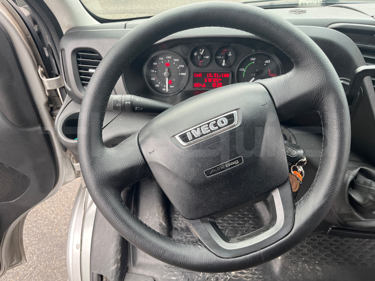 Leasing financiero de  Iveco Daily leasing Iveco Daily: foto 19