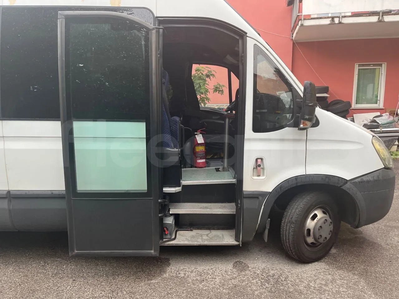 Minibús, Furgoneta de pasajeros Iveco Daily: foto 13