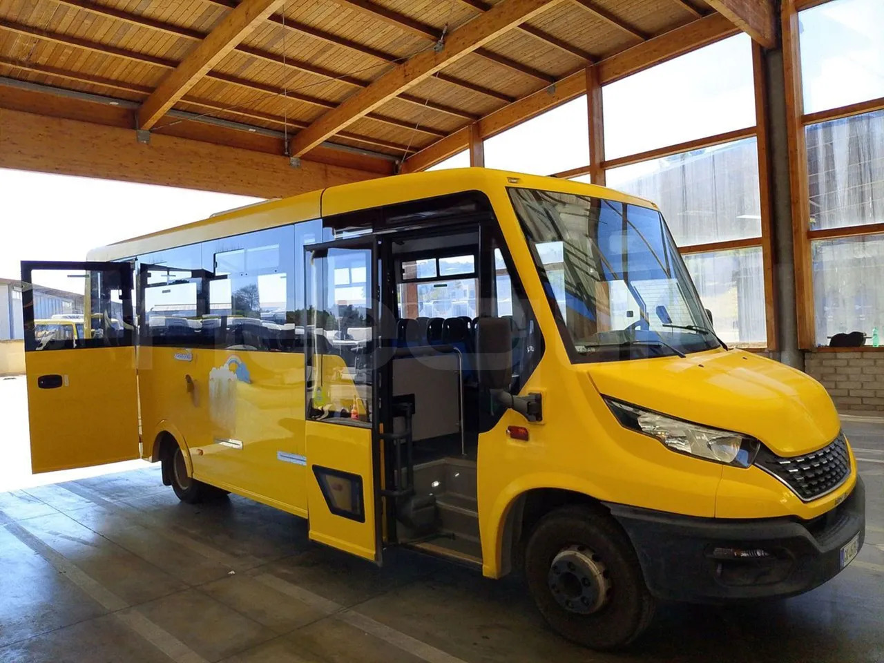 Autobús escolar Iveco Indcar: foto 10