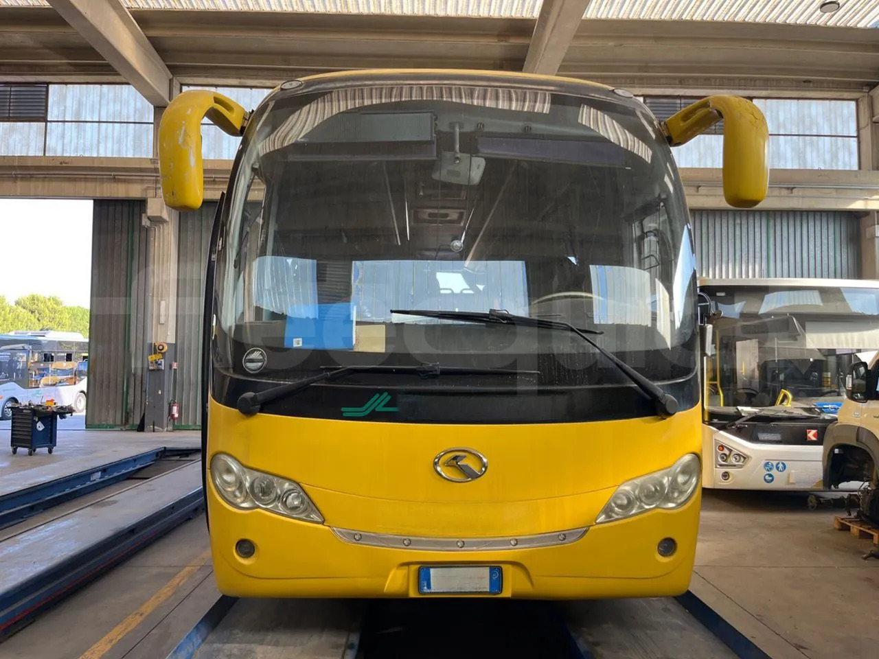 King Long XMQ6800 - Autocar: foto 2 King Long XMQ6800 - Autocar: foto 2