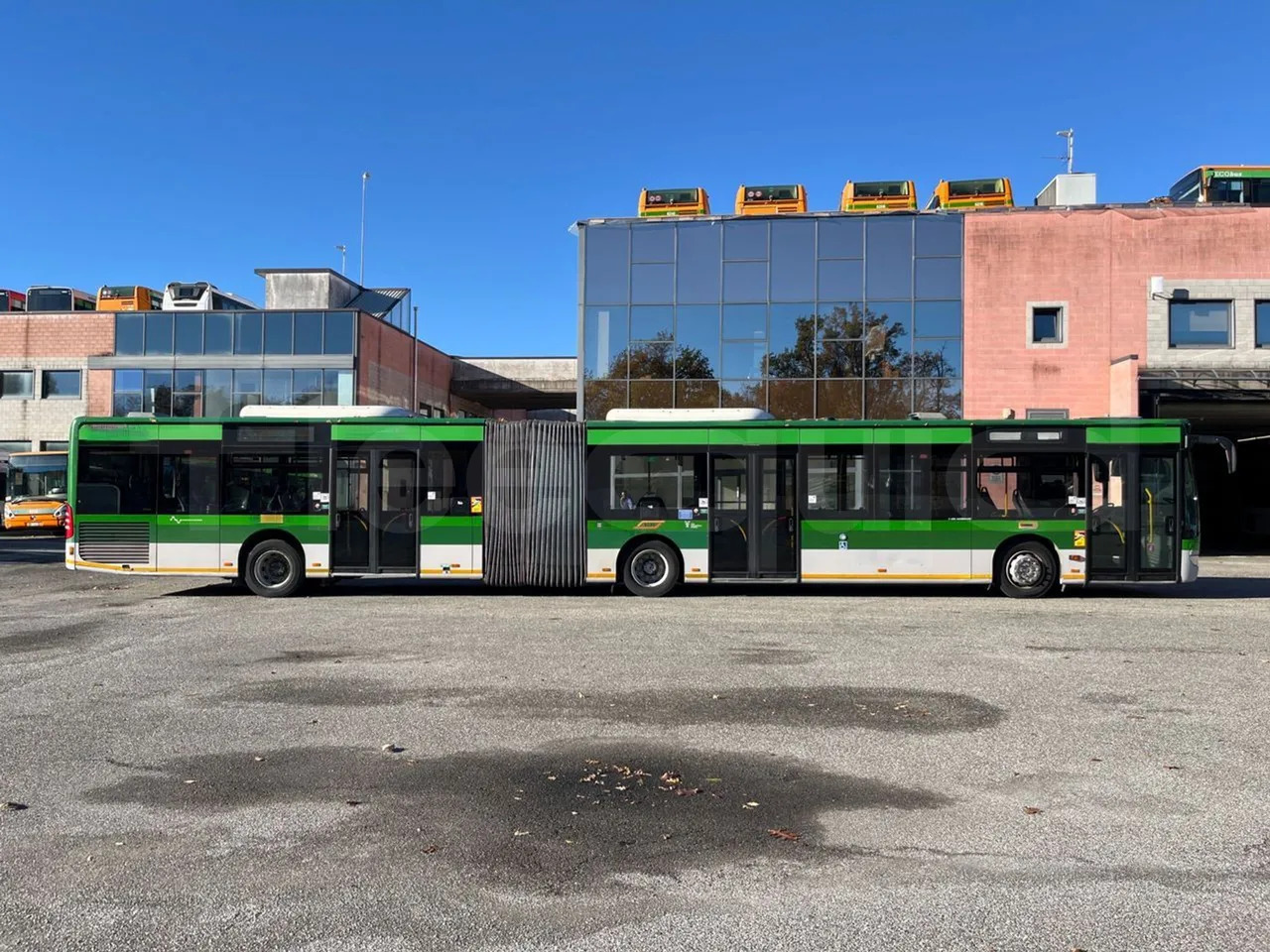 Leasing financiero de  Mercedes-Benz O 530 leasing Mercedes-Benz O 530: foto 11