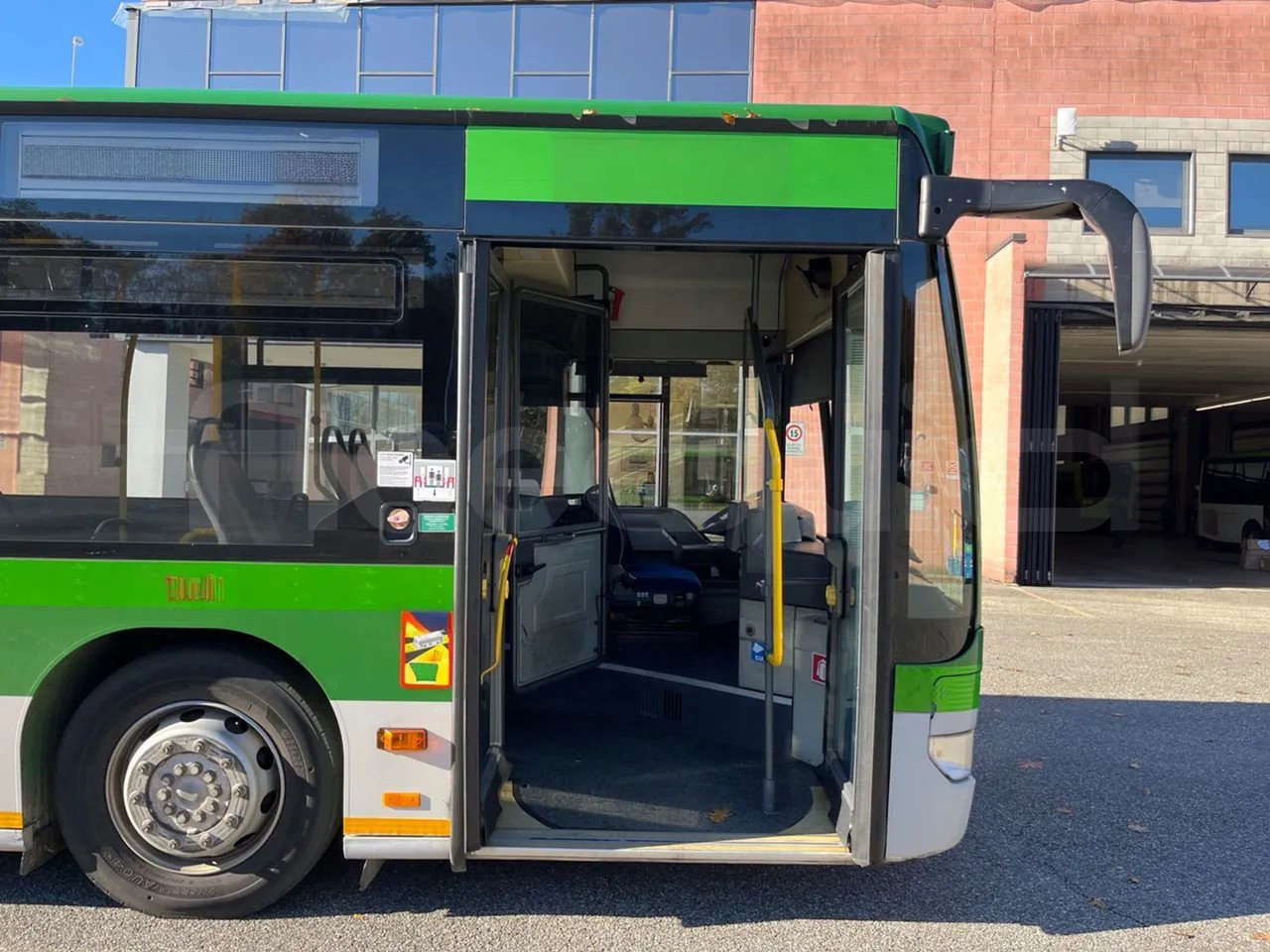 Leasing financiero de  Mercedes-Benz O 530 leasing Mercedes-Benz O 530: foto 13