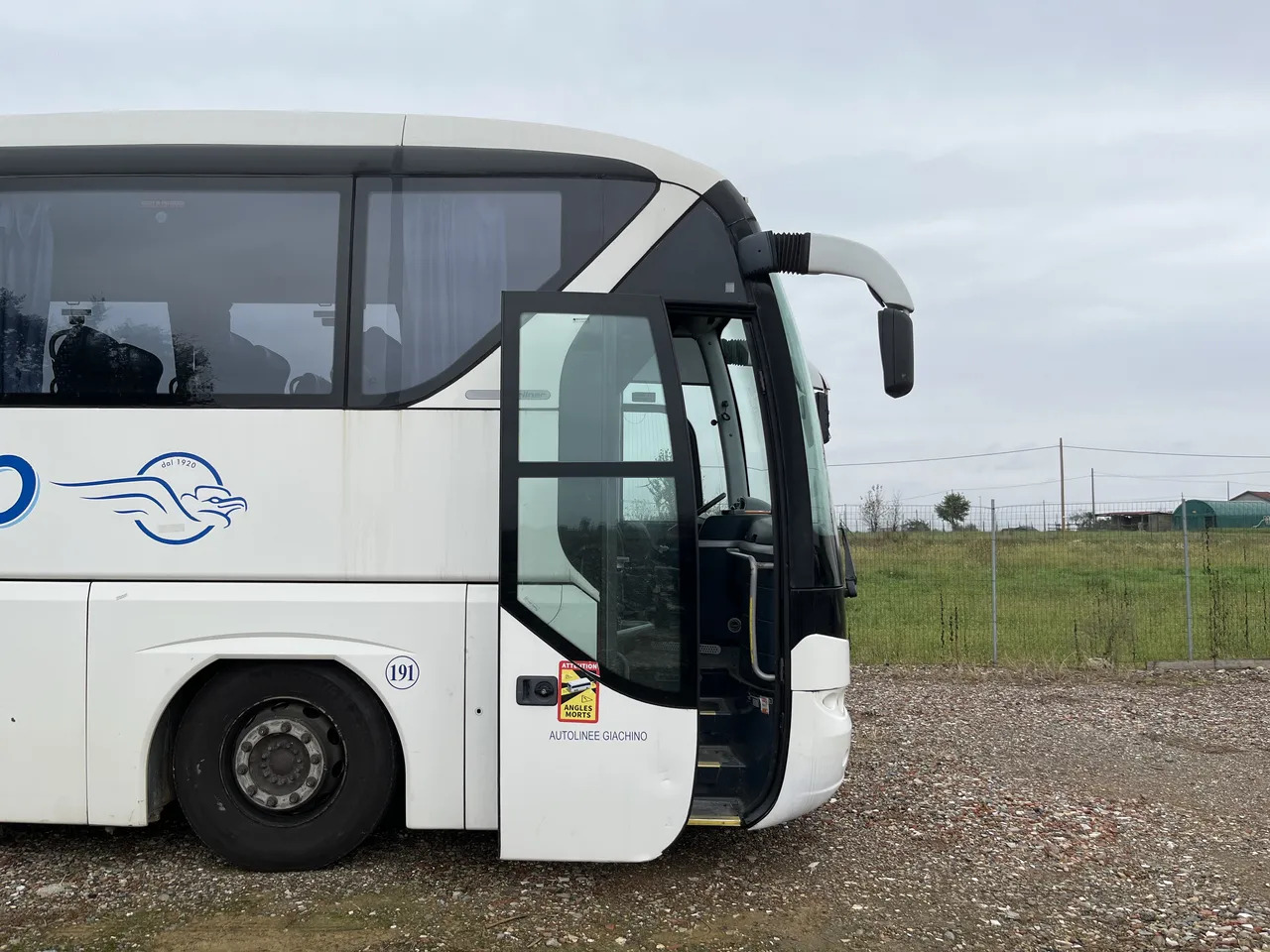 Autocar Neoplan P22: foto 14