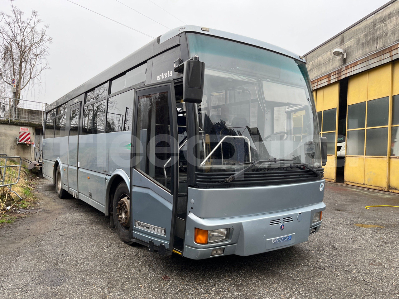 Scania De Simon - Autobús suburbano: foto 1 Scania De Simon - Autobús suburbano: foto 1