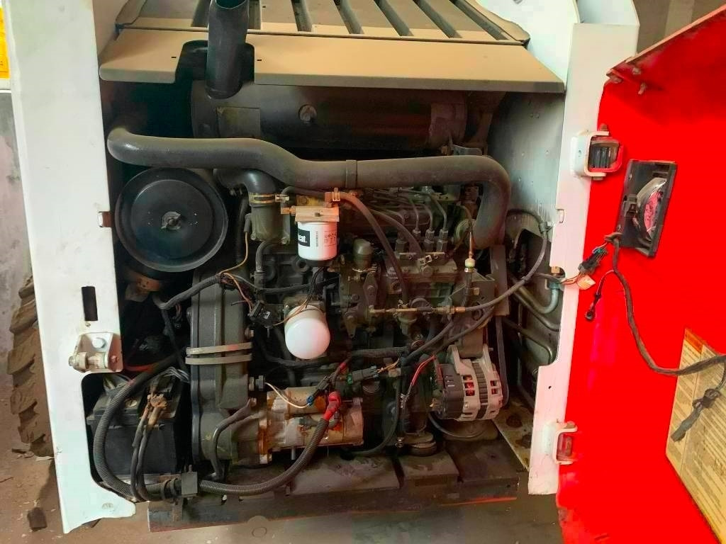 Bobcat S 300 - Minicargadora: foto 3 Bobcat S 300 - Minicargadora: foto 3