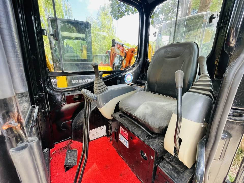 CAT 303C CR - Miniexcavadora: foto 5 CAT 303C CR - Miniexcavadora: foto 5