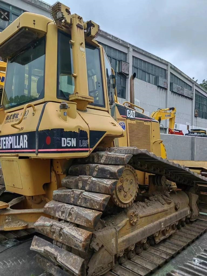 CAT D5N - Bulldozer: foto 3 CAT D5N - Bulldozer: foto 3