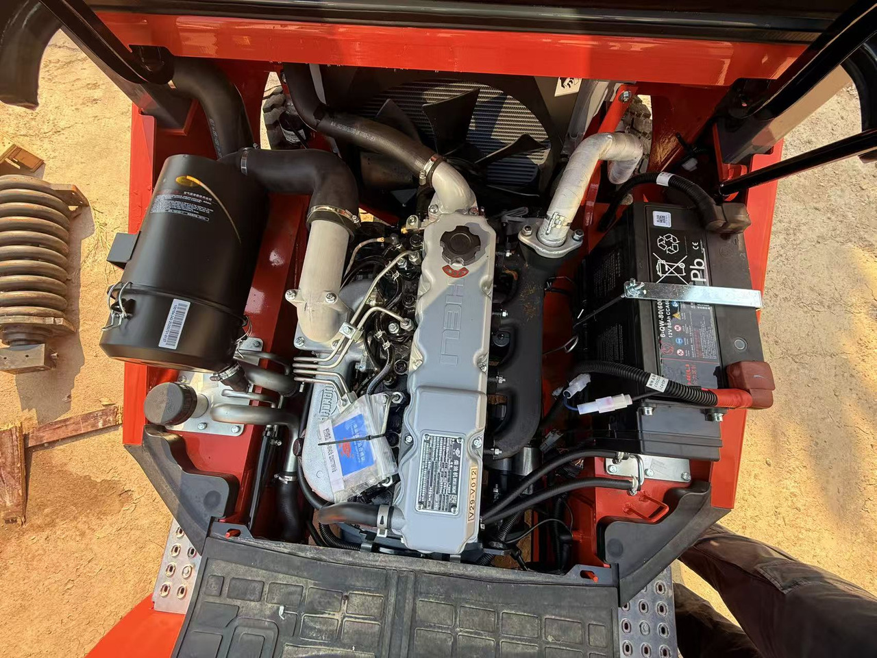 Heli CPC35 - Carretilla elevadora diésel: foto 3 Heli CPC35 - Carretilla elevadora diésel: foto 3