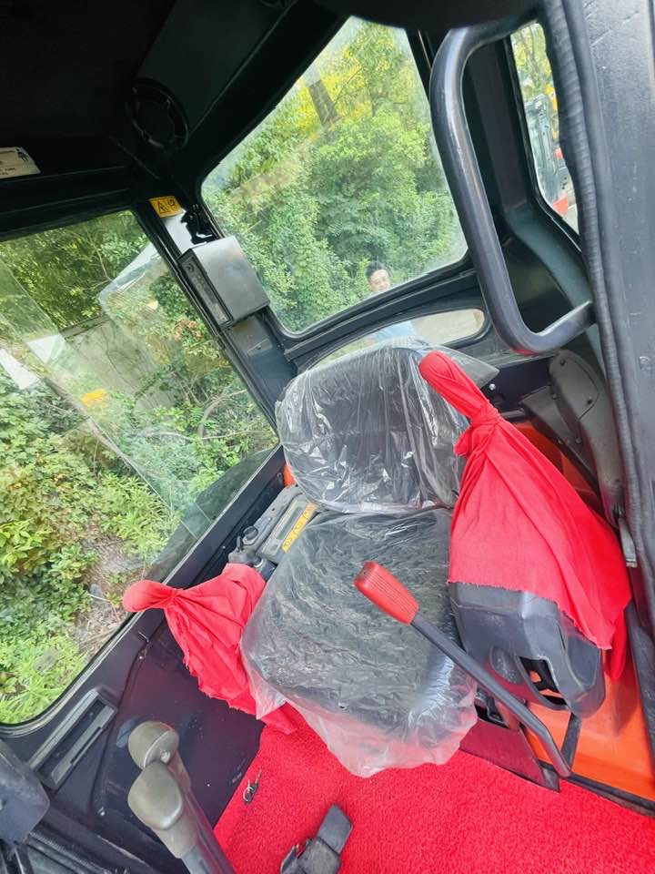 Kubota U35-4 - Miniexcavadora: foto 2 Kubota U35-4 - Miniexcavadora: foto 2