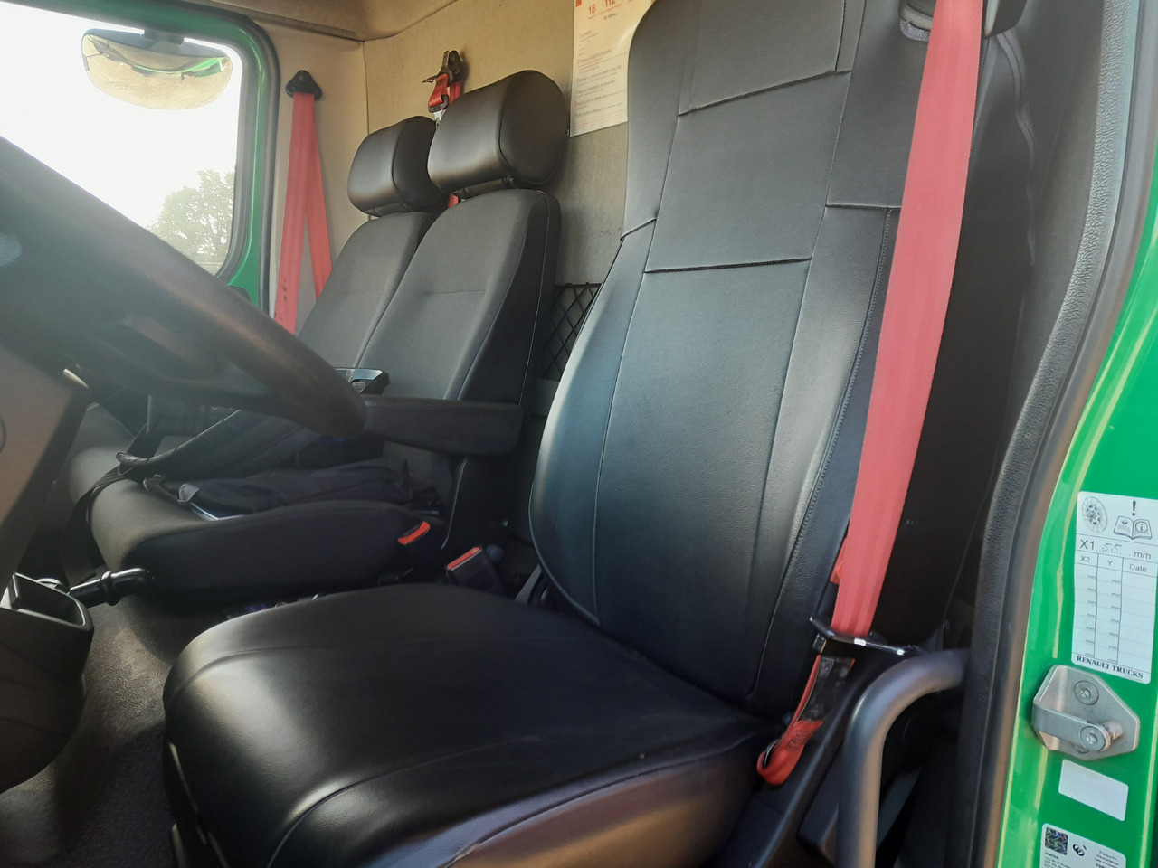 Camión grúa RENAULT D250: foto 20