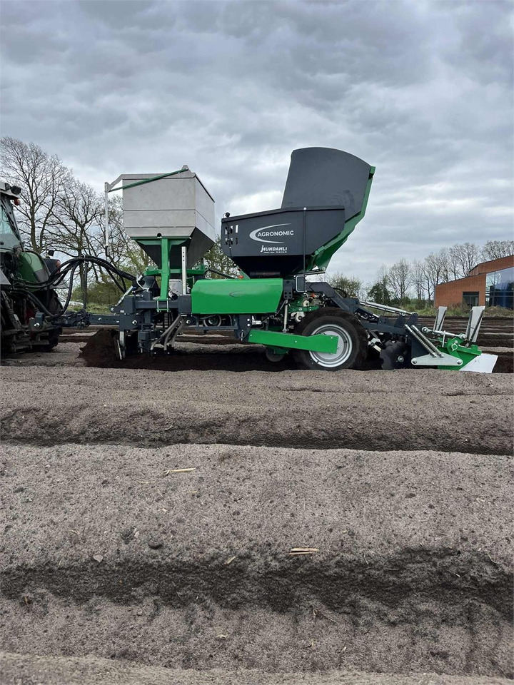 Agronomic 2RMP - Plantadora de patatas: foto 1 Agronomic 2RMP - Plantadora de patatas: foto 1