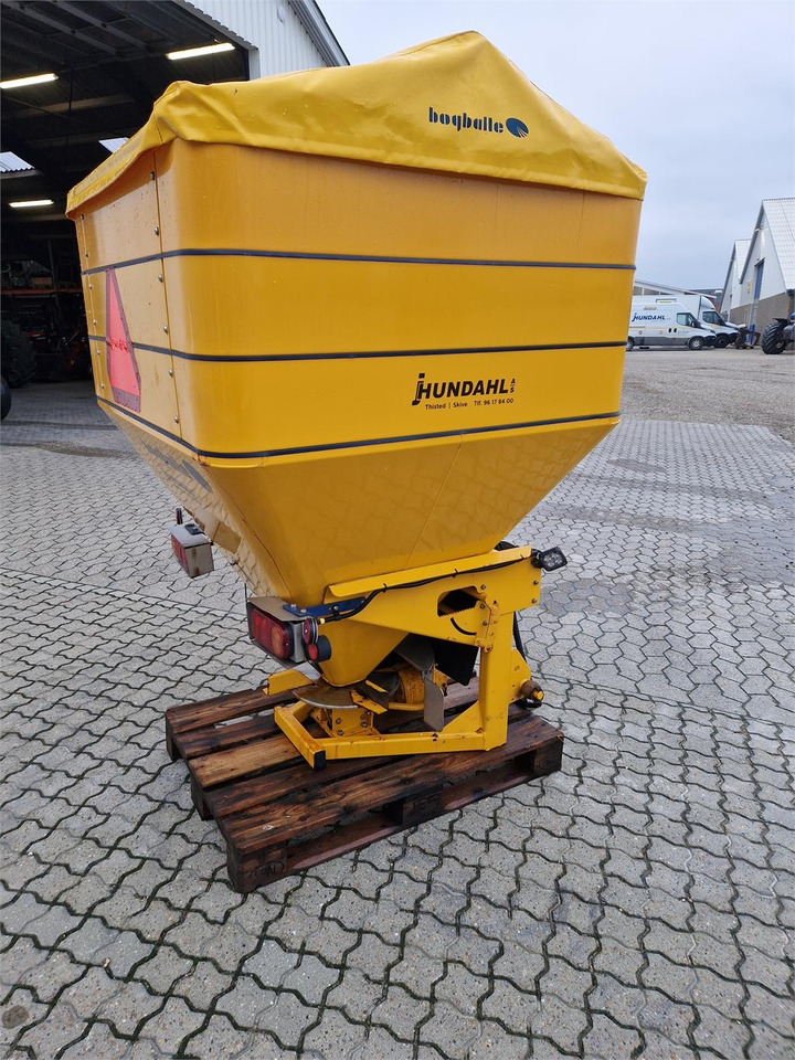 Bogballe S3 - Esparcidor de sal para Vehículo municipal: foto 2 Bogballe S3 - Esparcidor de sal para Vehículo municipal: foto 2