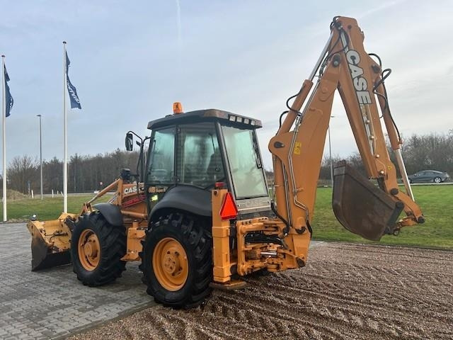 Case 695 SUPER R - Retroexcavadora: foto 4 Case 695 SUPER R - Retroexcavadora: foto 4