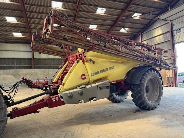 Hardi COMMANDER 7000I TWIN  - Pulverizador arrastrado: foto 2 Hardi COMMANDER 7000I TWIN  - Pulverizador arrastrado: foto 2