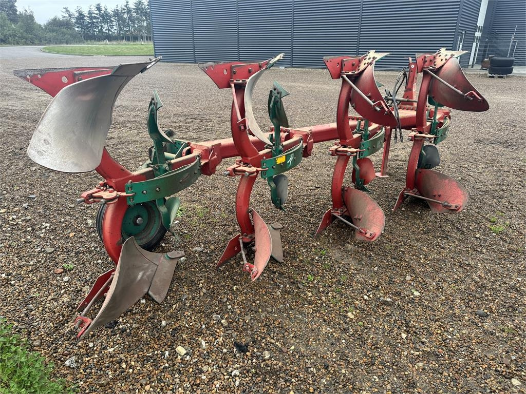 Kverneland F 160 - 4 FURET - Arado: foto 4 Kverneland F 160 - 4 FURET - Arado: foto 4