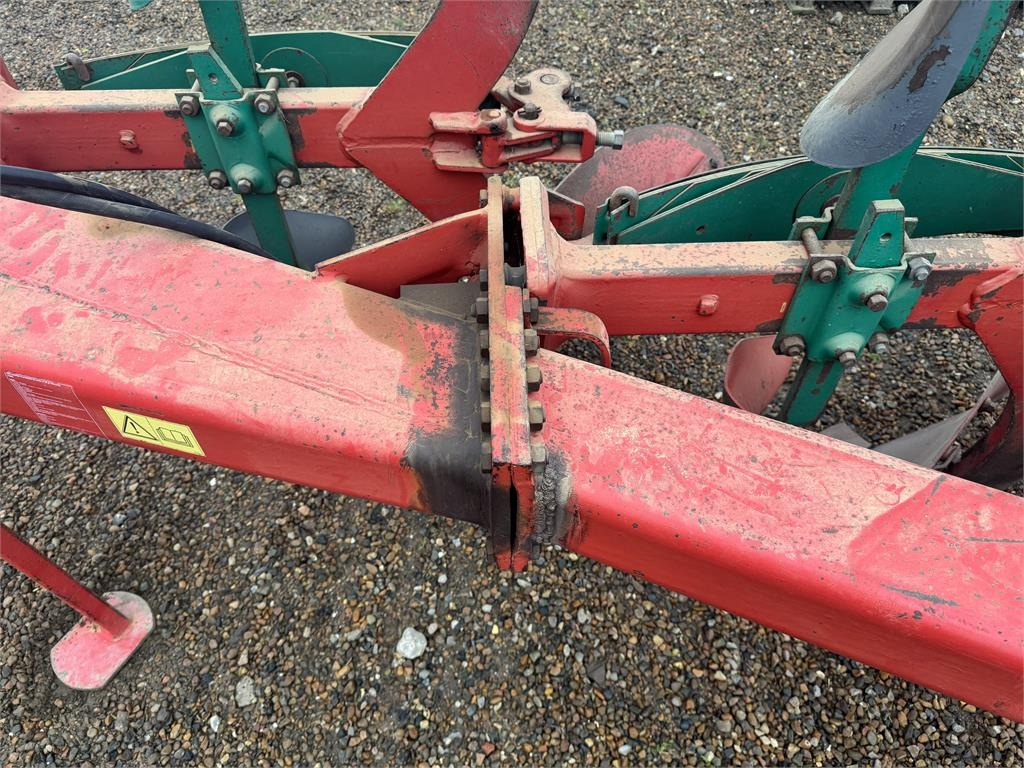 Kverneland F 160 - 4 FURET - Arado: foto 5 Kverneland F 160 - 4 FURET - Arado: foto 5
