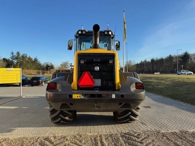 New Holland W170D2 TRIN 5-Z - Cargadora de ruedas: foto 4 New Holland W170D2 TRIN 5-Z - Cargadora de ruedas: foto 4