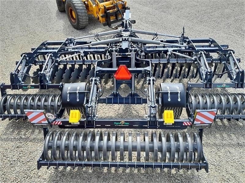Agro-Tom 6 Meter discharve - Rastras: foto 1 Agro-Tom 6 Meter discharve - Rastras: foto 1
