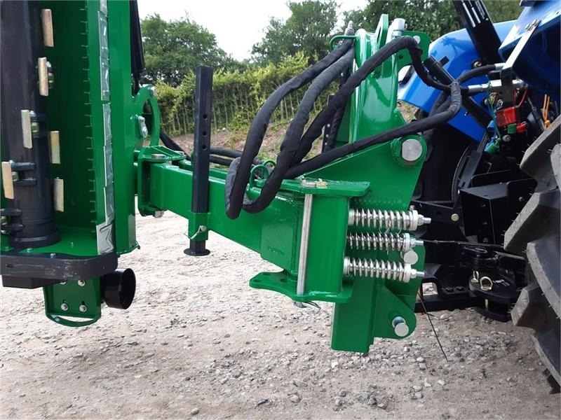 Dk-Tec slagleklipper 240 svær model - Desbrozadora lateral: foto 3 Dk-Tec slagleklipper 240 svær model - Desbrozadora lateral: foto 3