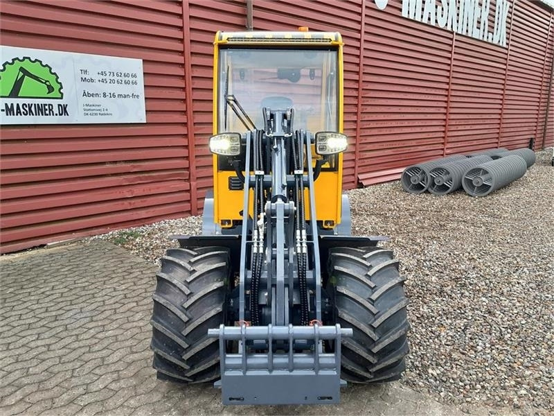 Eurotrac W12S med førerhus, skovl og gafler - Cargadora de ruedas: foto 5 Eurotrac W12S med førerhus, skovl og gafler - Cargadora de ruedas: foto 5