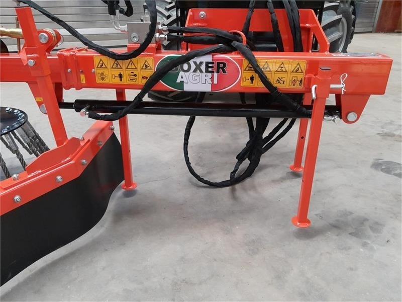 - - - BOXER BØRSTE RENSER - Implemento para Maquinaria de construcción: foto 4 - - - BOXER BØRSTE RENSER - Implemento para Maquinaria de construcción: foto 4