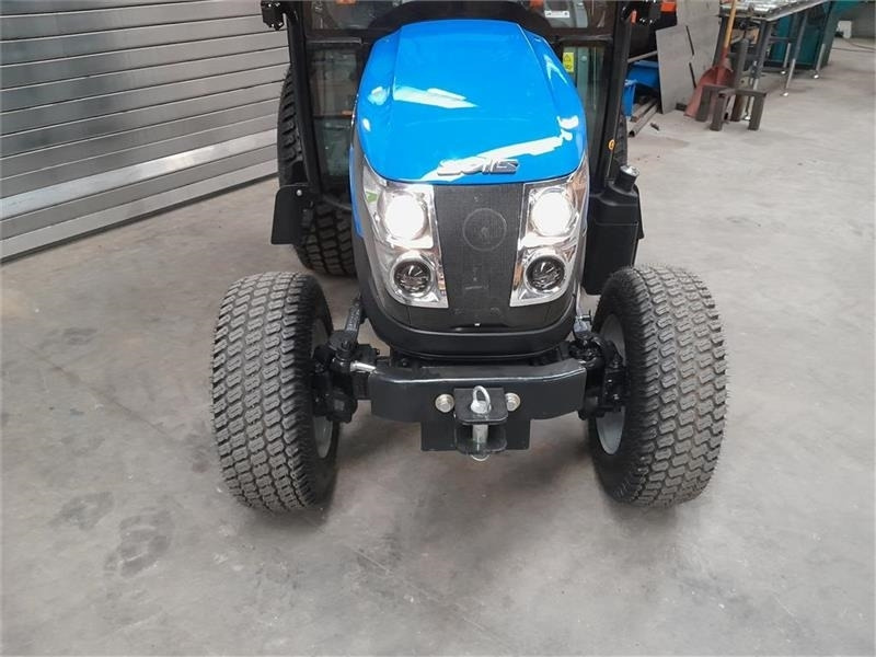 Solis 26 med kabine - Tractor municipal: foto 4 Solis 26 med kabine - Tractor municipal: foto 4