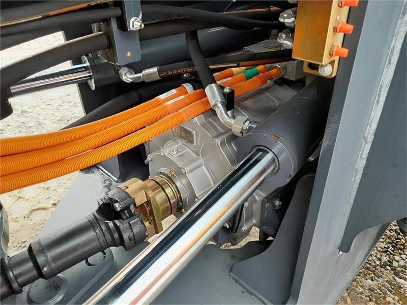 Cargadora de ruedas XCMG XC968-EV ELEKTRISK: foto 10 Cargadora de ruedas XCMG XC968-EV ELEKTRISK: foto 10