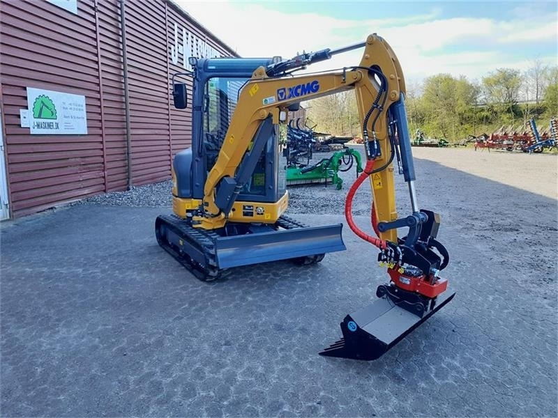 XCMG xe27e med rototilt - Miniexcavadora: foto 3 XCMG xe27e med rototilt - Miniexcavadora: foto 3